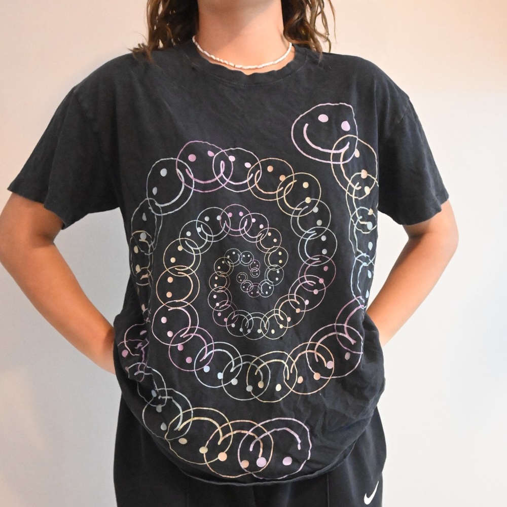 Small Smiley Face hollister graphic shirt